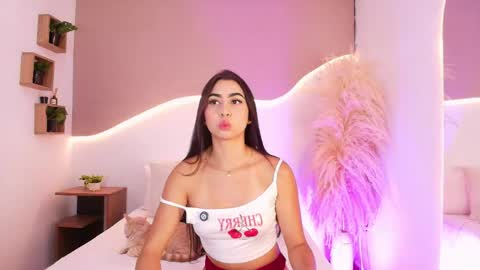 MAIA  LIA  online show from May 2026 10:03:01 PM