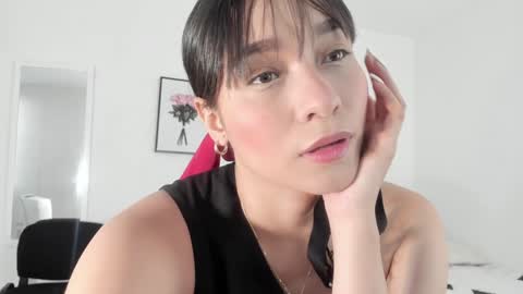 Maia online show from January 2025 12:19:02 PM