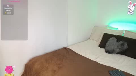    t  online show from February 2026 04:49:02 AM