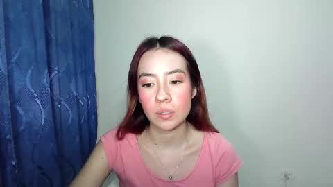 Snapshot of maiarosse_ chatting on November 2025 12:13:01 AM MaiaRosse online show from November 2025 12:13:01 AM