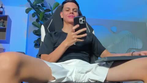 Snapshot of maicol_ferrer chatting on July 2026 02:31:02 AM MAICOL online show from July 2026 02:31:02 AM