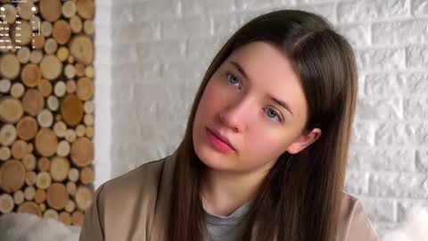 Lucy online show from November 2025 02:11:02 AM