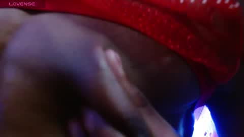 Bella Maidi online show from December 2024 01:35:01 PM