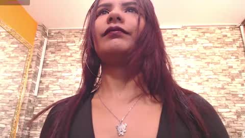 maidy19 online show from January 2025 03:22:01 PM