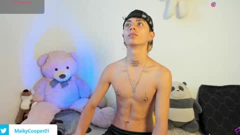Snapshot of maiky_cooper01 chatting on May 2026 03:06:02 PM maiky_cooper01 online show from May 2026 03:06:02 PM