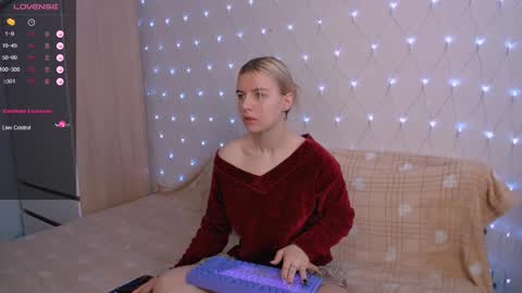 Snapshot of mailin_harrington chatting on March 2025 02:55:02 AM Your kitty online show from March 2025 02:55:02 AM