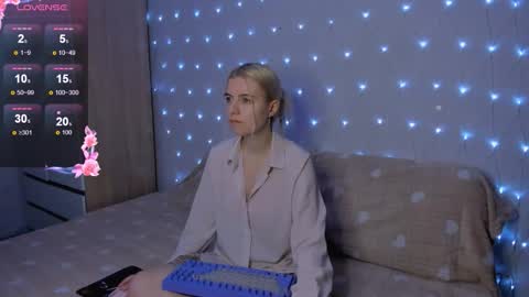 Snapshot of mailin_harrington chatting on September 2025 03:28:01 PM Your kitty online show from September 2025 03:28:01 PM
