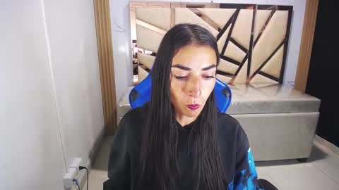 Maily online show from January 2026 02:58:01 AM