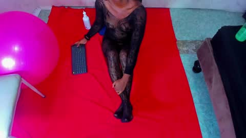 Mailyn online show from January 2025 08:31:02 PM