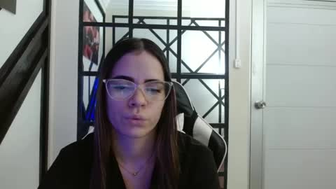 MAIRA online show from September 2025 03:28:02 AM