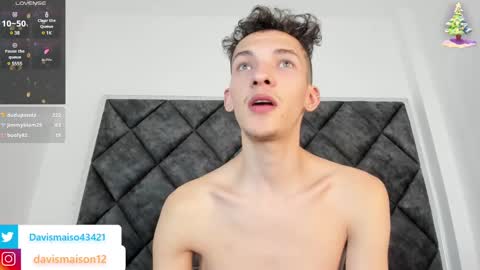 Maison Davis online show from December 2024 02:08:01 AM