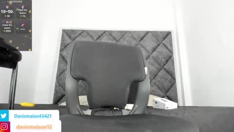 Maison Davis online show from January 2025 01:50:01 AM