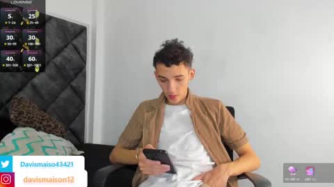 Maison Davis online show from January 2025 10:18:01 PM