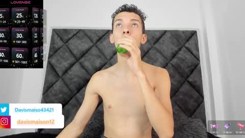 Maison Davis online show from January 2025 09:50:01 PM