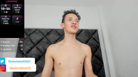 Maison Davis online show from February 2025 12:51:01 AM