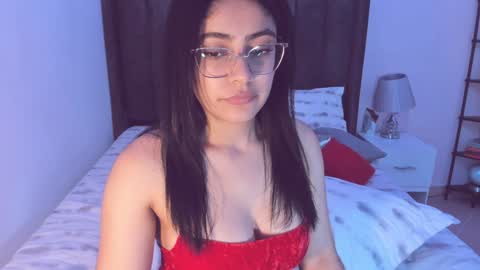 Snapshot of maite_kanes chatting on February 2025 06:33:01 AM Maite online show from February 2025 06:33:01 AM