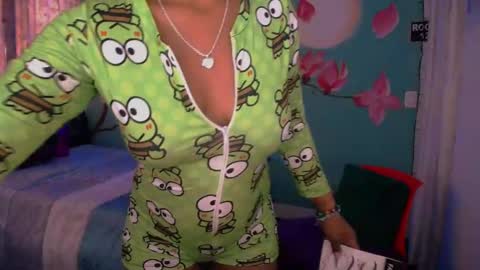 Snapshot of maite_loves chatting on February 2025 12:31:01 PM Maite online show from February 2025 12:31:01 PM