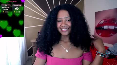 Snapshot of maite_loves chatting on March 2025 03:31:01 PM Maite online show from March 2025 03:31:01 PM