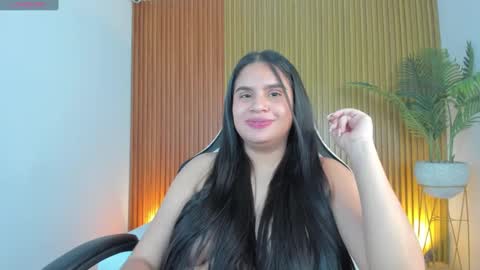 maite saens online show from February 2025 10:14:02 PM