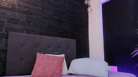 maite_smith69 online show from October 2025 12:50:02 PM