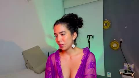   Lauu online show from February 2026 11:34:02 PM