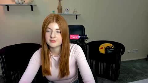 Snapshot of maja_beautiful chatting on January 2025 02:00:01 PM your dream online show from January 2025 02:00:01 PM