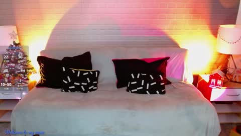 Snapshot of makarena_medina chatting on December 2024 01:14:01 AM Makarena online show from December 2024 01:14:01 AM