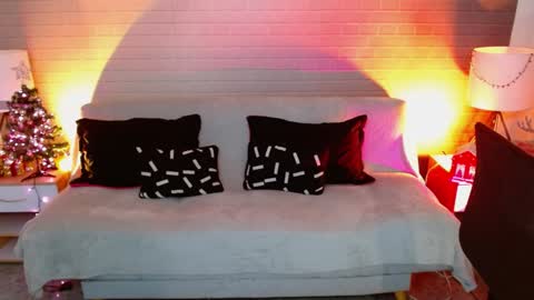 Snapshot of makarena_medina chatting on December 2024 04:04:02 AM Makarena online show from December 2024 04:04:02 AM