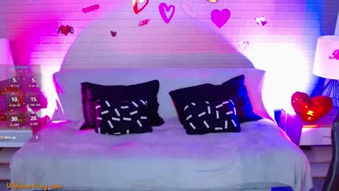Snapshot of makarena_medina chatting on February 2025 11:06:02 AM Makarena online show from February 2025 11:06:02 AM