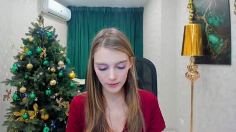 Chloe online show from December 2024 03:36:02 AM