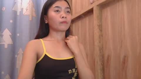 makeme_wettt online show from October 2025 02:23:02 AM