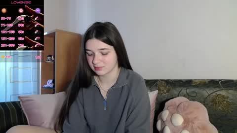 Makiima online show from April 2026 04:37:02 AM