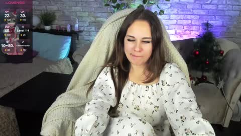 Snapshot of makima_lee chatting on December 2024 05:42:01 PM Makima online show from December 2024 05:42:01 PM