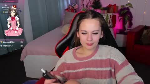 Snapshot of makima_lee chatting on December 2024 07:42:02 PM Makima online show from December 2024 07:42:02 PM