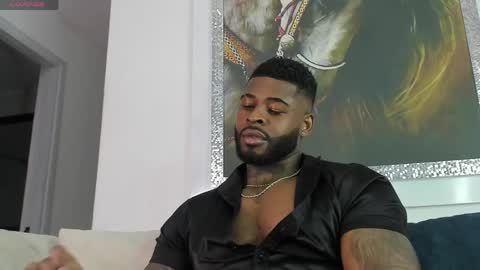 Snapshot of makonneen chatting on May 2026 10:06:01 PM Makonnen online show from May 2026 10:06:01 PM