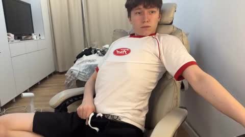 Tom and Mark 3 online show from October 2025 01:37:01 PM