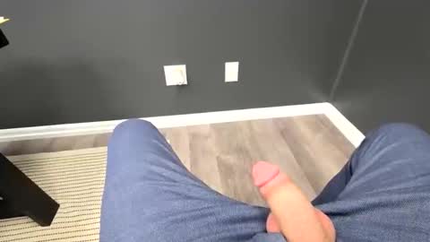 male_gr online show from February 2026 03:00:02 PM