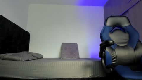 ADAM         online show from October 2025 06:52:02 PM