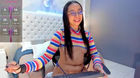 Snapshot of malejasaenz chatting on January 2025 12:18:01 PM Alejandra Take domi control in 100 tkns 5 min. Dont miss my moans online show from January 2025 12:18:01 PM