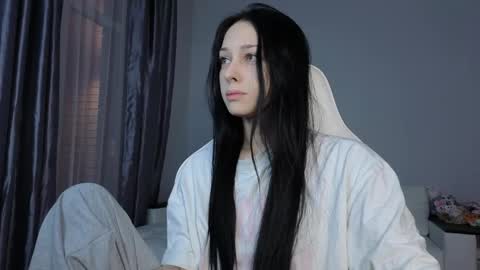 Snapshot of malenkiykamen chatting on May 2026 03:50:01 PM piu online show from May 2026 03:50:01 PM