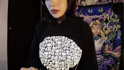 Alice Asylum online show from November 2025 03:48:01 AM