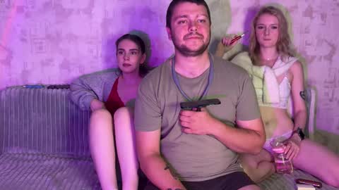 Malinka online show from September 2025 07:47:01 PM