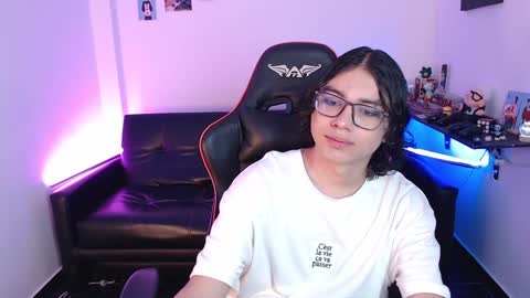 Snapshot of malik_harrison_ chatting on January 2025 02:13:01 PM Malik online show from January 2025 02:13:01 PM