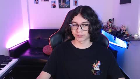 Snapshot of malik_harrison_ chatting on February 2025 03:06:01 PM Malik online show from February 2025 03:06:01 PM