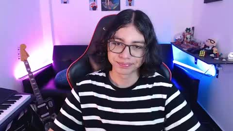 Snapshot of malik_harrison_ chatting on March 2025 04:09:02 PM Malik online show from March 2025 04:09:02 PM