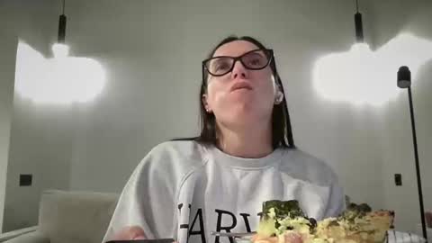 Snapshot of malina568708 chatting on December 2024 12:56:02 PM malina568708 online show from December 2024 12:56:02 PM