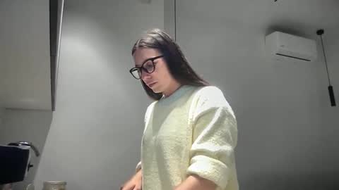 Snapshot of malina568708 chatting on October 2025 01:12:02 PM malina568708 online show from October 2025 01:12:02 PM