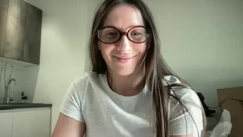 Snapshot of malina568708 chatting on April 2026 12:29:02 PM malina568708 online show from April 2026 12:29:02 PM