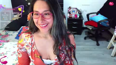 Malishka  online show from September 2025 05:05:02 PM