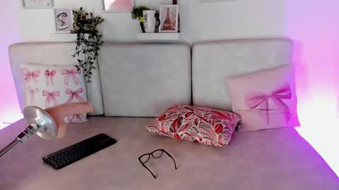 Snapshot of malka_burning chatting on March 2025 02:43:02 AM Malka online show from March 2025 02:43:02 AM